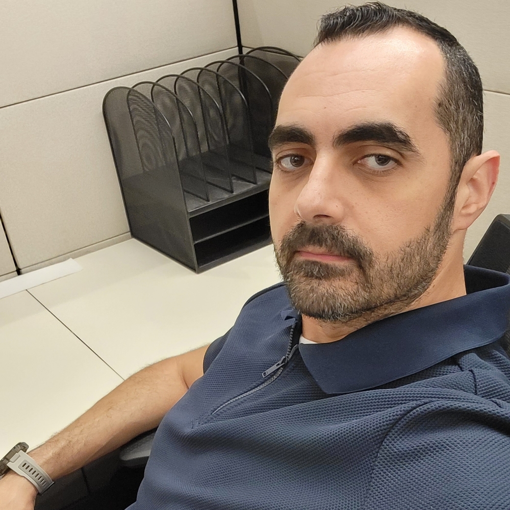 Meet your Posher, Ahmed